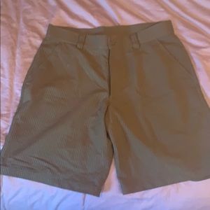Under Armour golf shorts